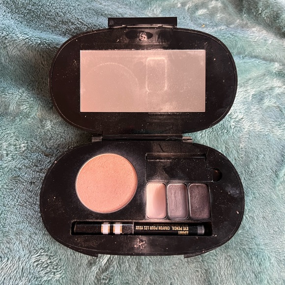 MAC Stroke of Midnight Face Pallet - Cool - Picture 4 of 8